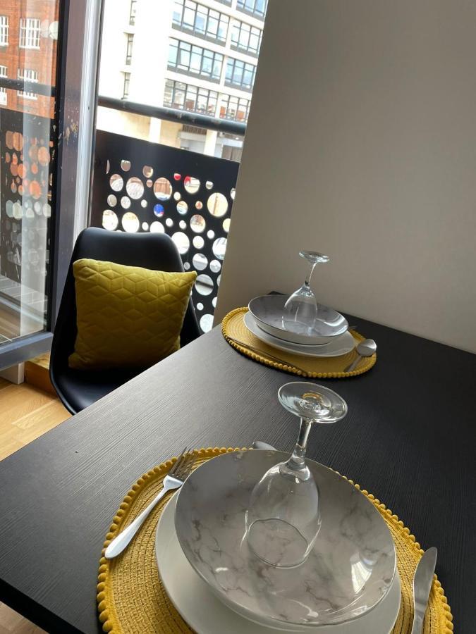 Central Hull Spacious Apartment H3 Kingston upon Hull Extérieur photo