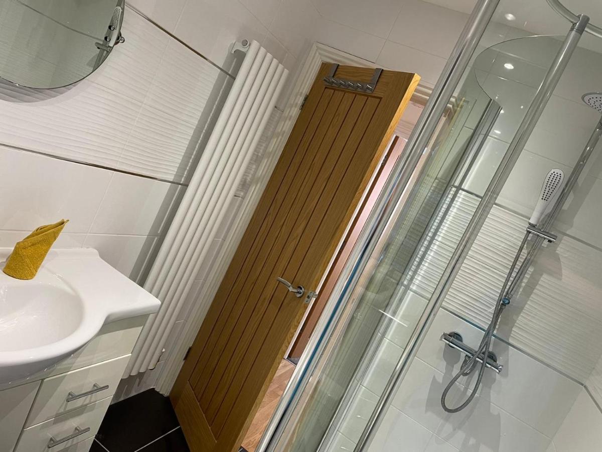 Central Hull Spacious Apartment H3 Kingston upon Hull Extérieur photo