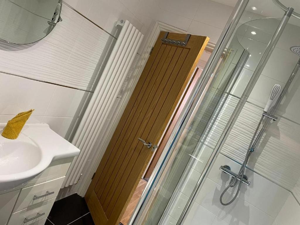 Central Hull Spacious Apartment H3 Kingston upon Hull Extérieur photo